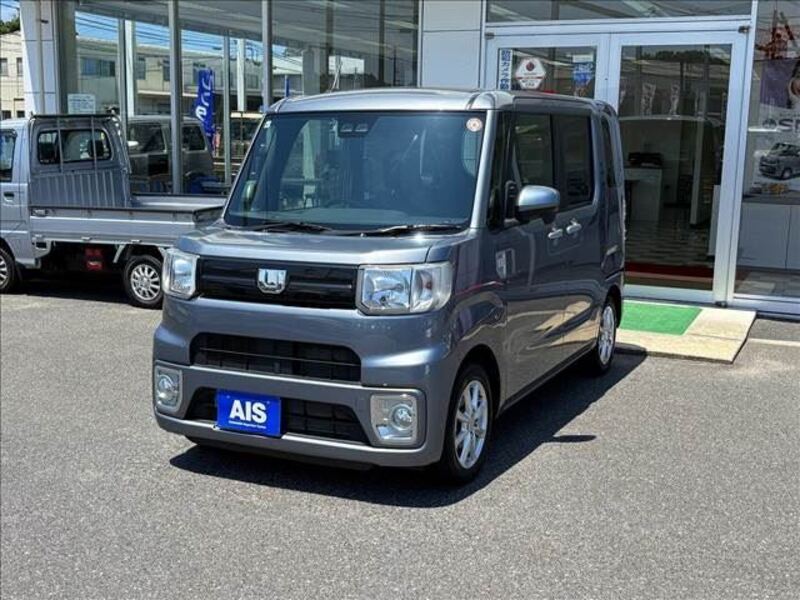 DAIHATSU WAKE