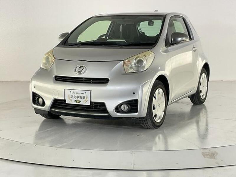 TOYOTA IQ