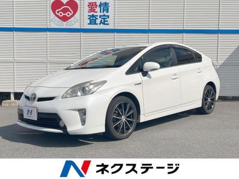 TOYOTA PRIUS