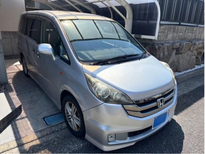 HONDA STEPWAGON SPADA