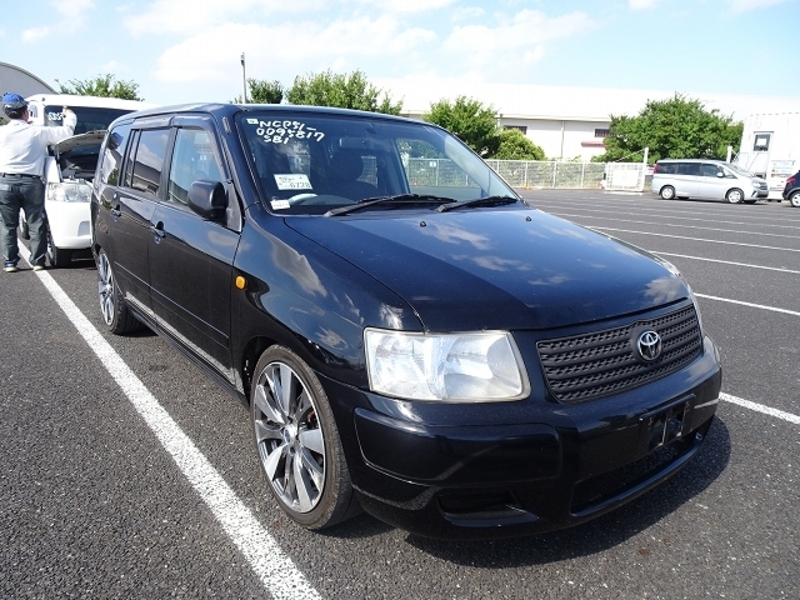 TOYOTA SUCCEED VAN