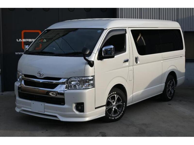 TOYOTA HIACE WAGON