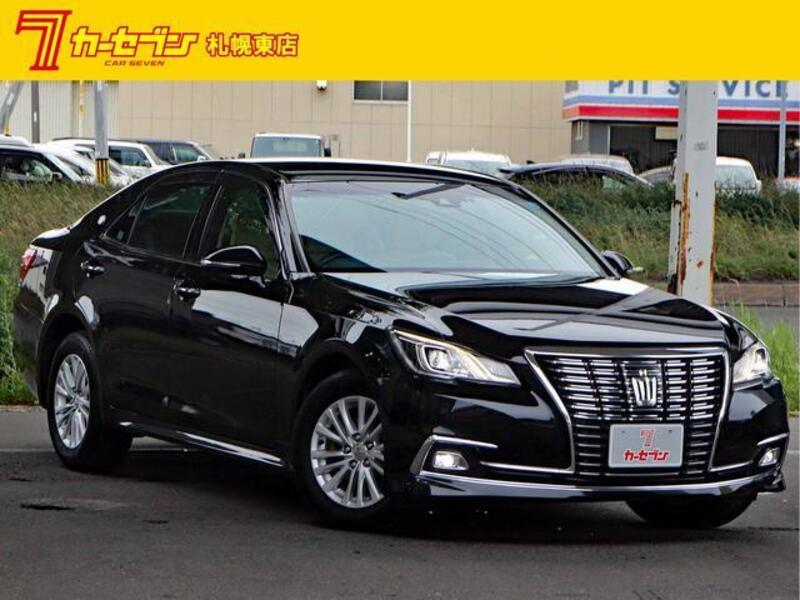 TOYOTA CROWN