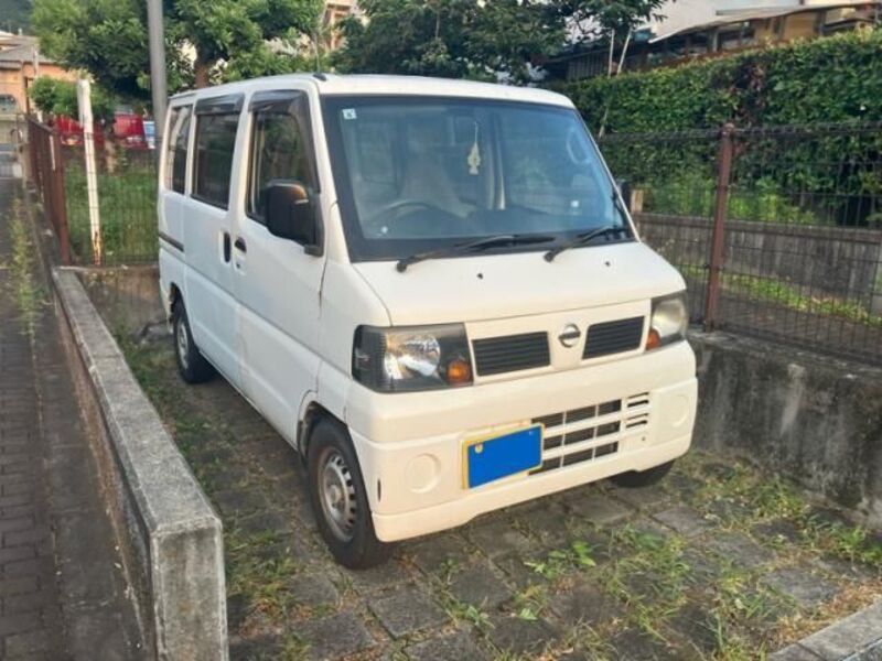 NISSAN CLIPPER VAN