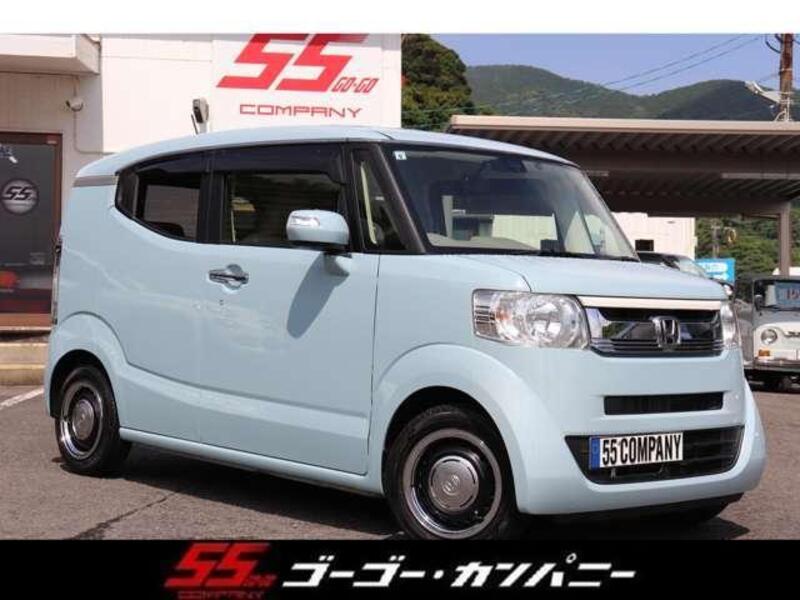 HONDA N BOX SLASH