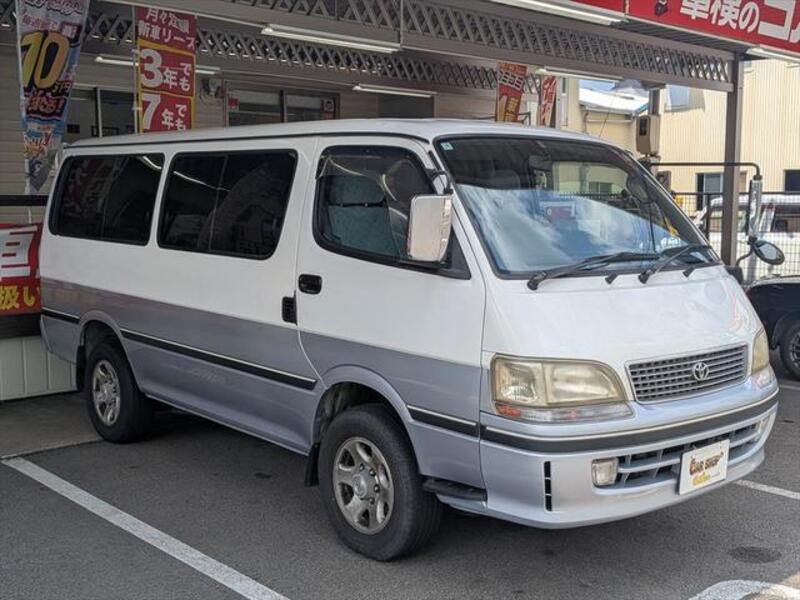 TOYOTA HIACE WAGON