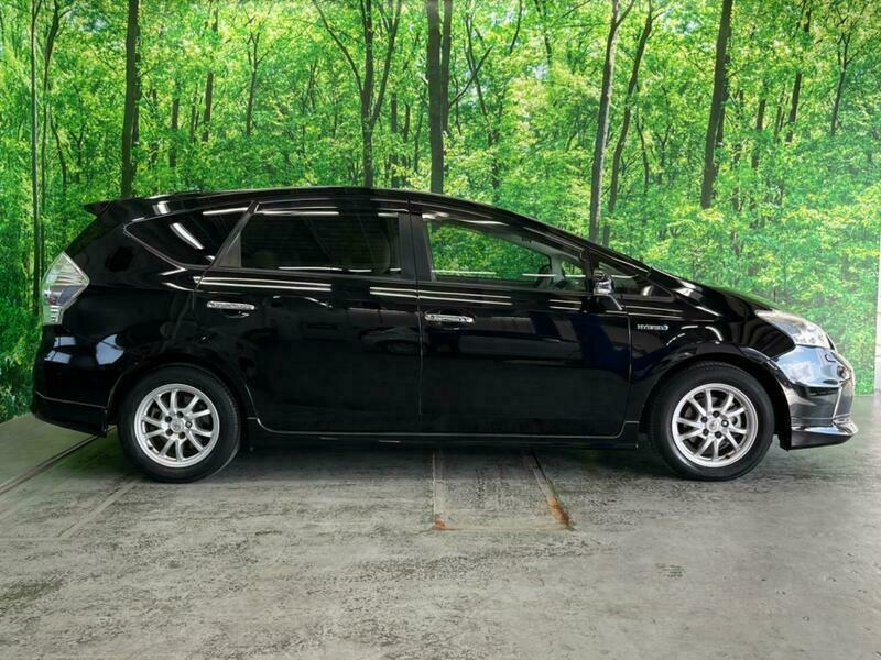 PRIUS ALPHA