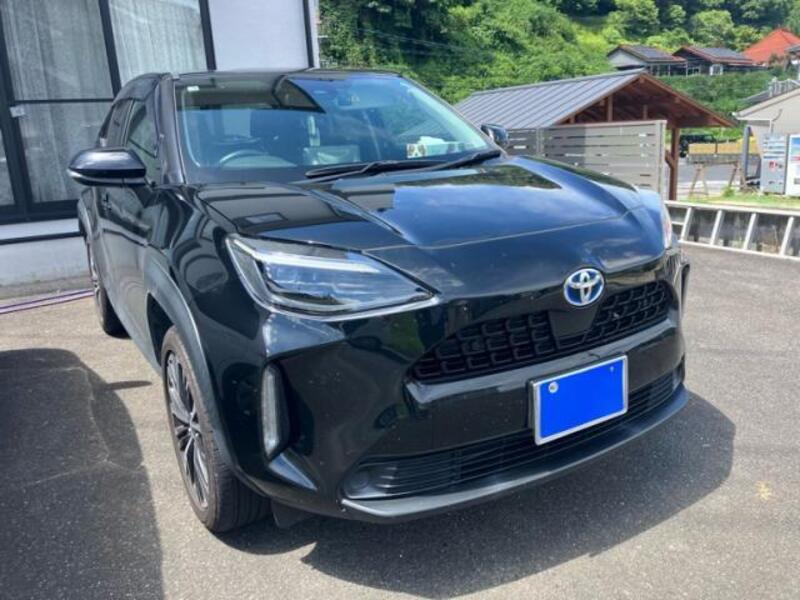 TOYOTA YARIS CROSS
