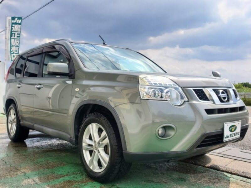 NISSAN X-TRAIL
