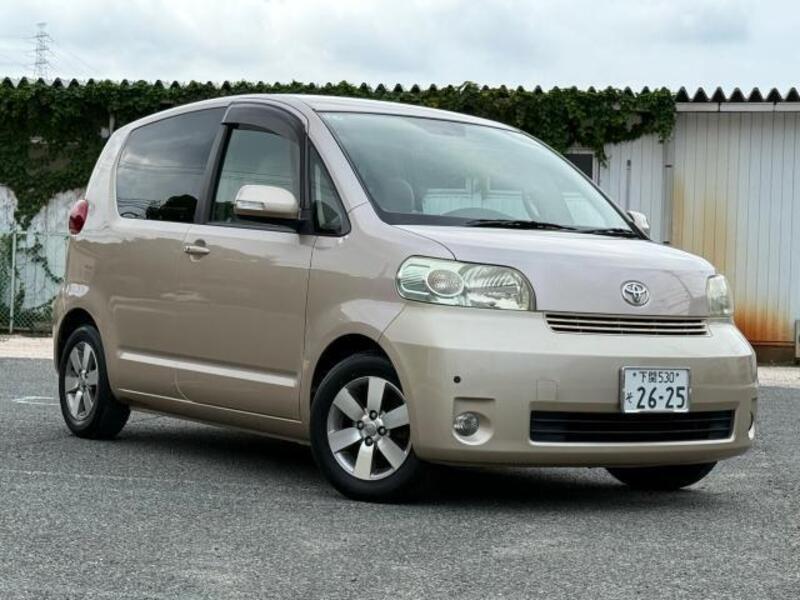 TOYOTA PORTE