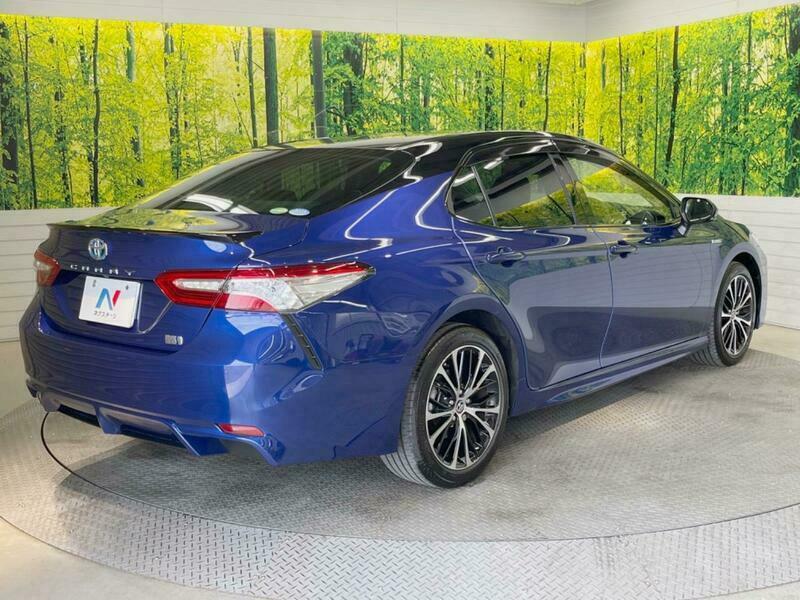 CAMRY-11