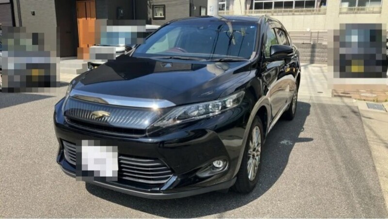 TOYOTA HARRIER