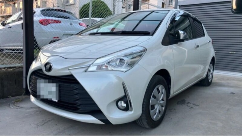 TOYOTA VITZ