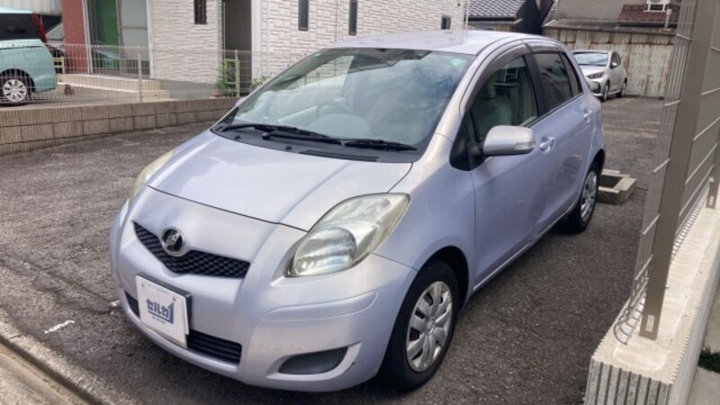 TOYOTA VITZ