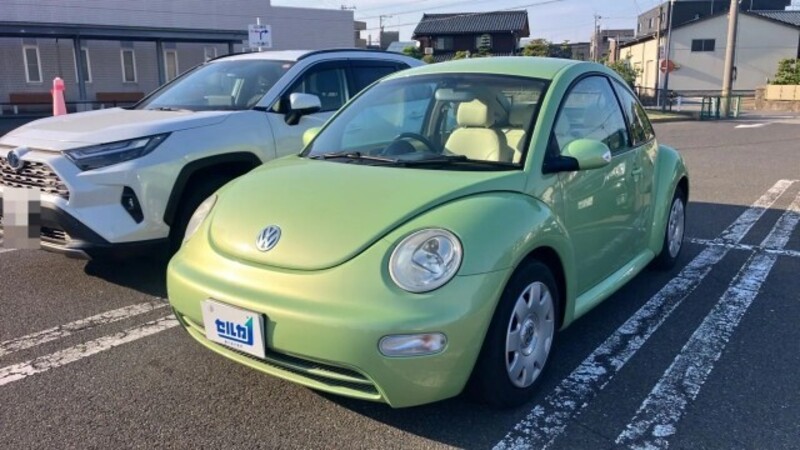 VOLKSWAGEN NEW BEETLE