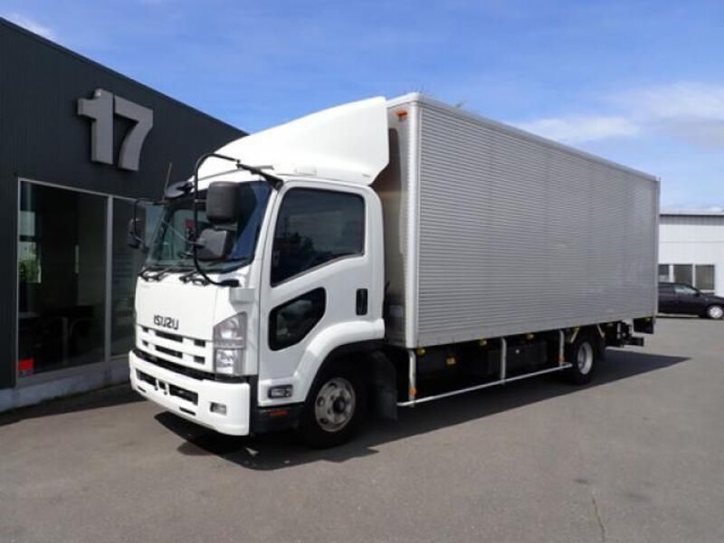 ISUZU FORWARD