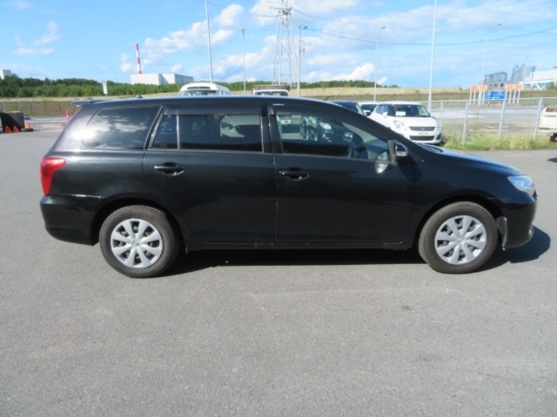 COROLLA FIELDER