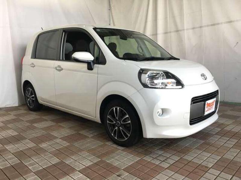 TOYOTA PORTE