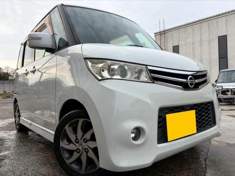 NISSAN ROOX