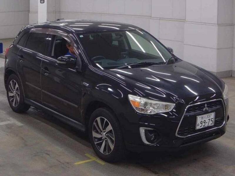 MITSUBISHI RVR