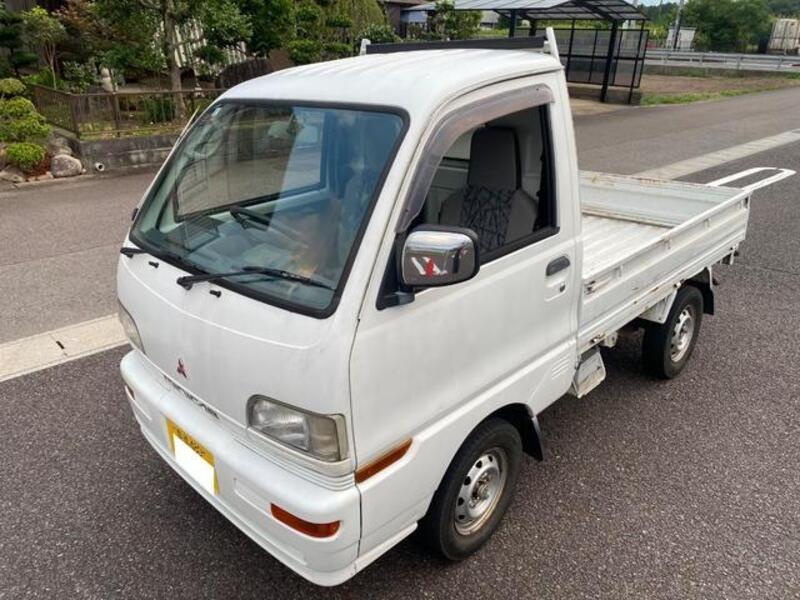 MITSUBISHI MINICAB TRUCK