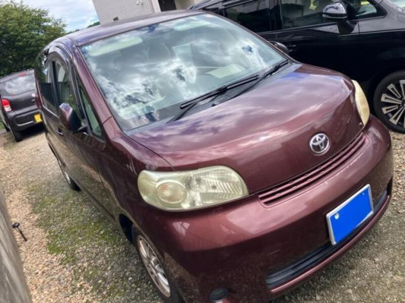 TOYOTA PORTE