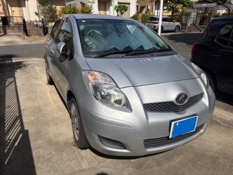 TOYOTA VITZ