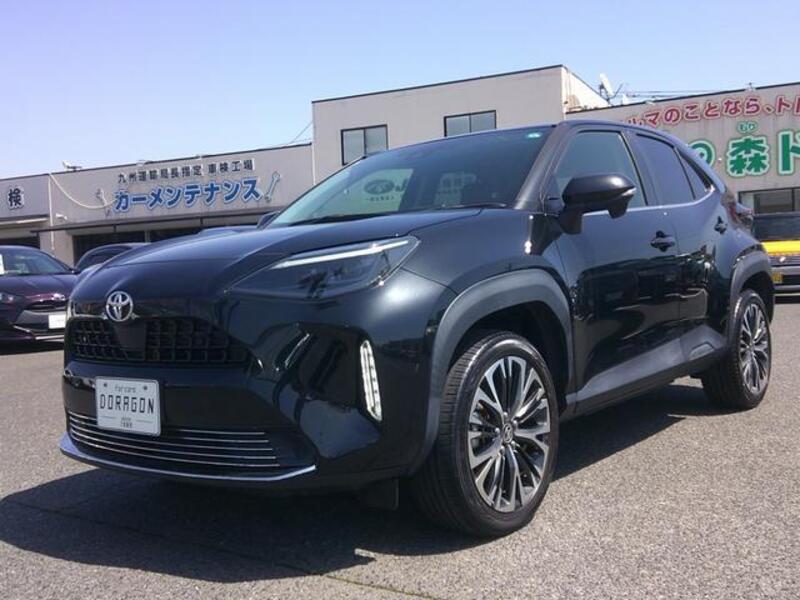 TOYOTA YARIS CROSS