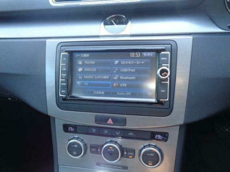 PASSAT VARIANT