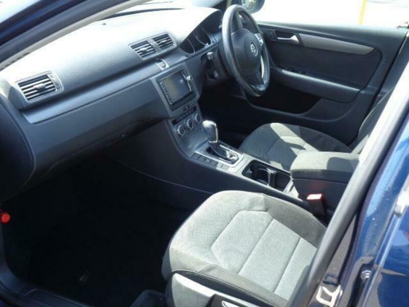 PASSAT VARIANT