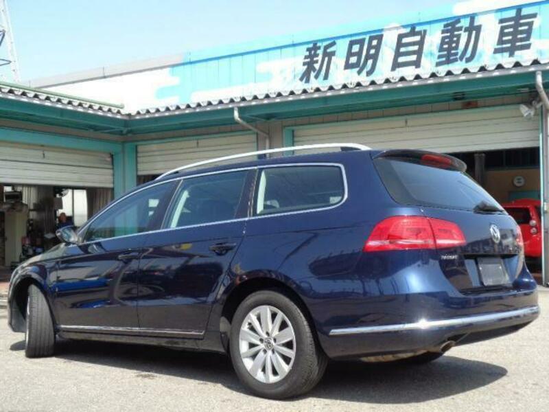 PASSAT VARIANT