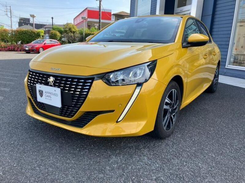 PEUGEOT 208
