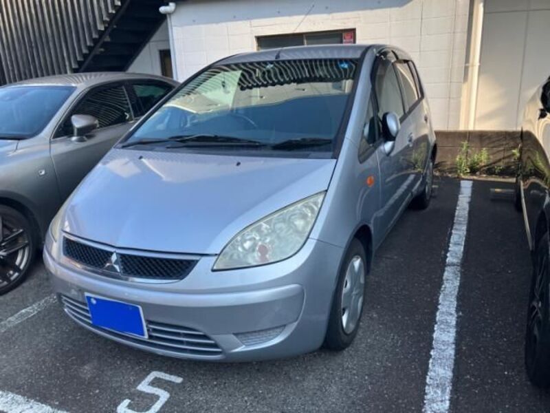 MITSUBISHI COLT
