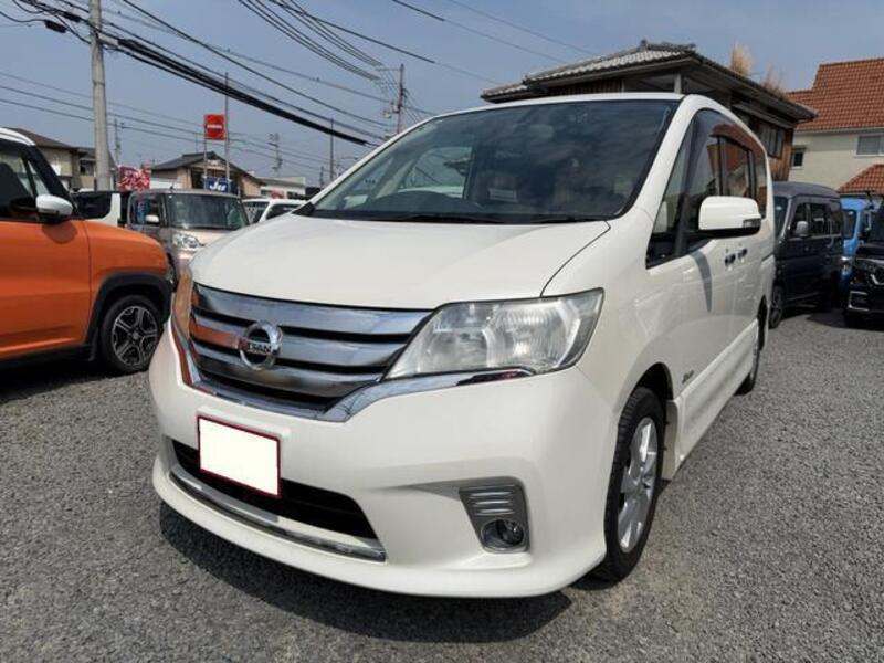 NISSAN SERENA