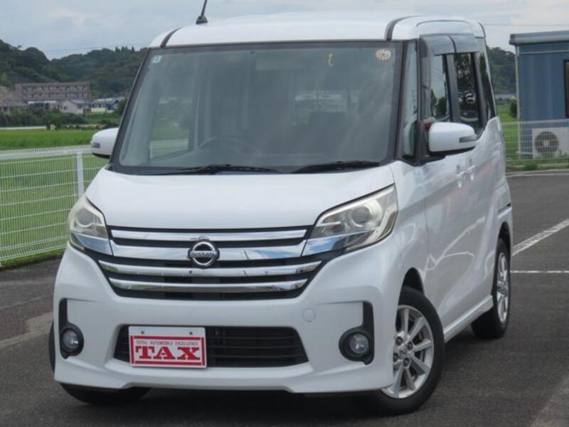 NISSAN DAYZ ROOX