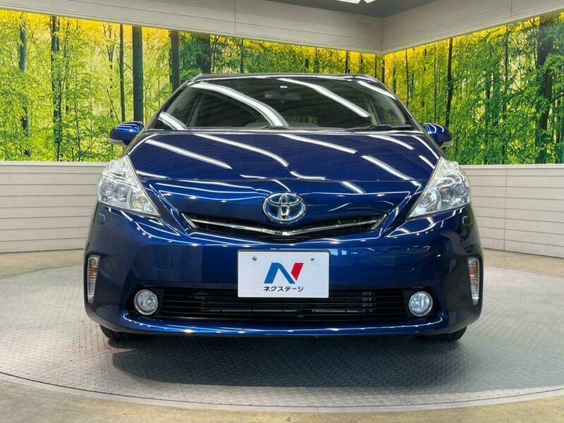 PRIUS ALPHA