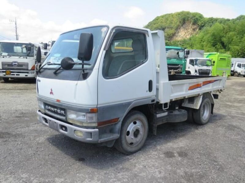MITSUBISHI CANTER