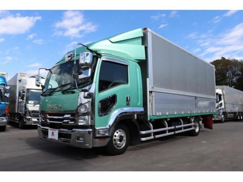 ISUZU FORWARD