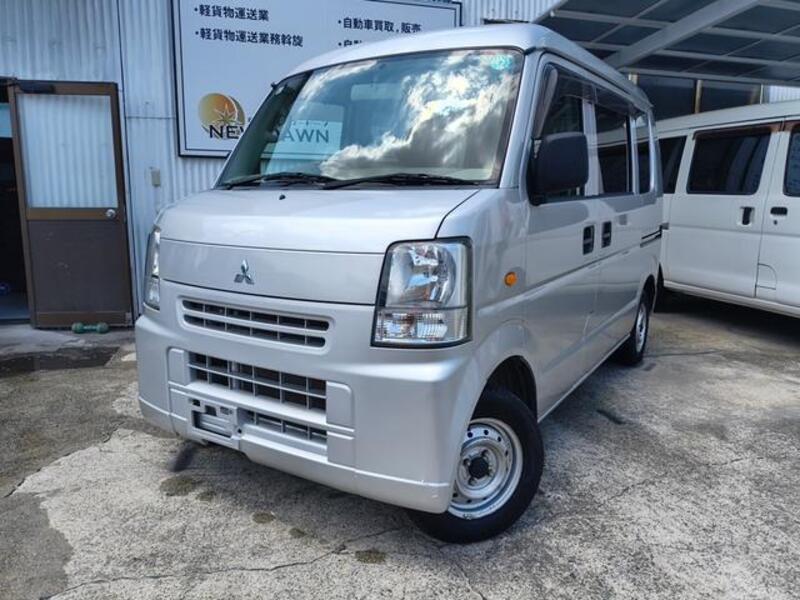 MITSUBISHI MINICAB VAN