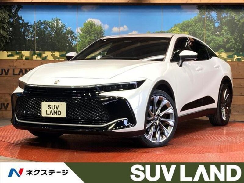 TOYOTA CROWN CROSSOVER