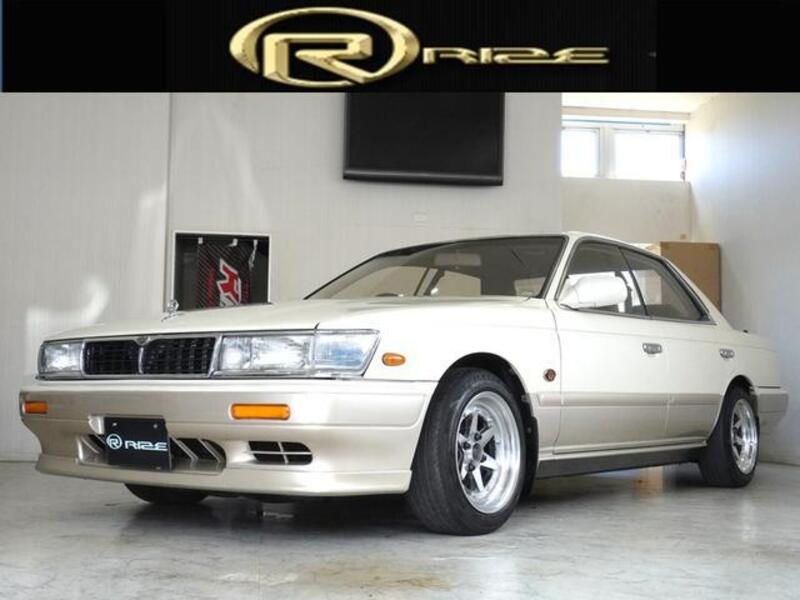 NISSAN LAUREL