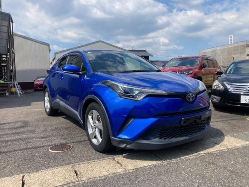 TOYOTA C-HR