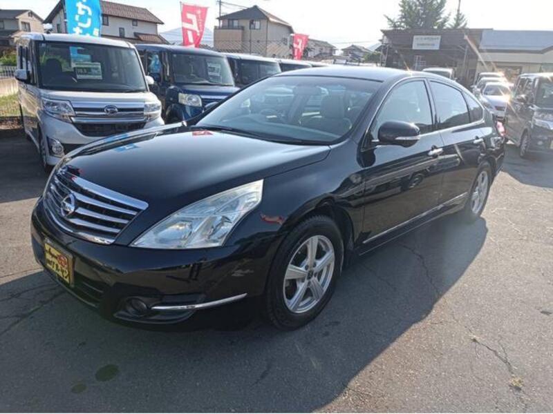 NISSAN TEANA