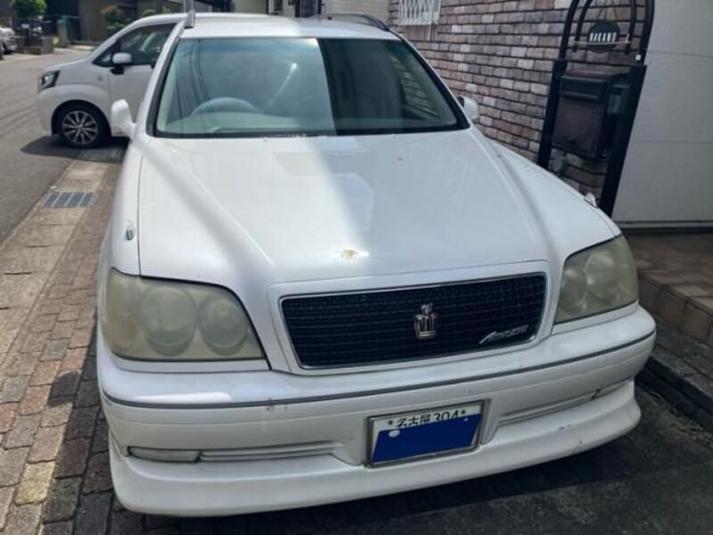 TOYOTA CROWN ESTATE