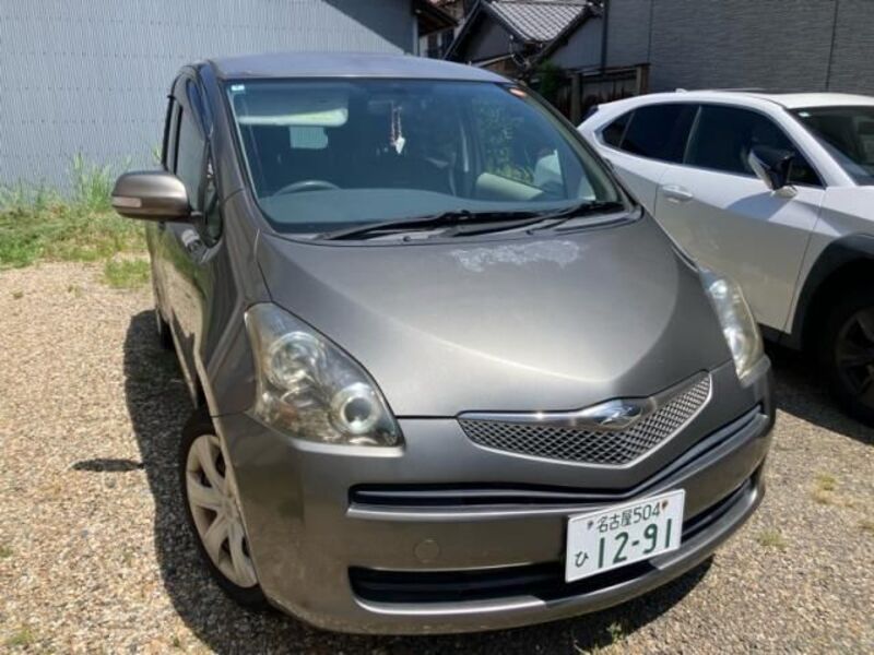 TOYOTA RACTIS