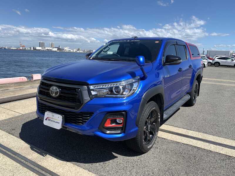 TOYOTA HILUX