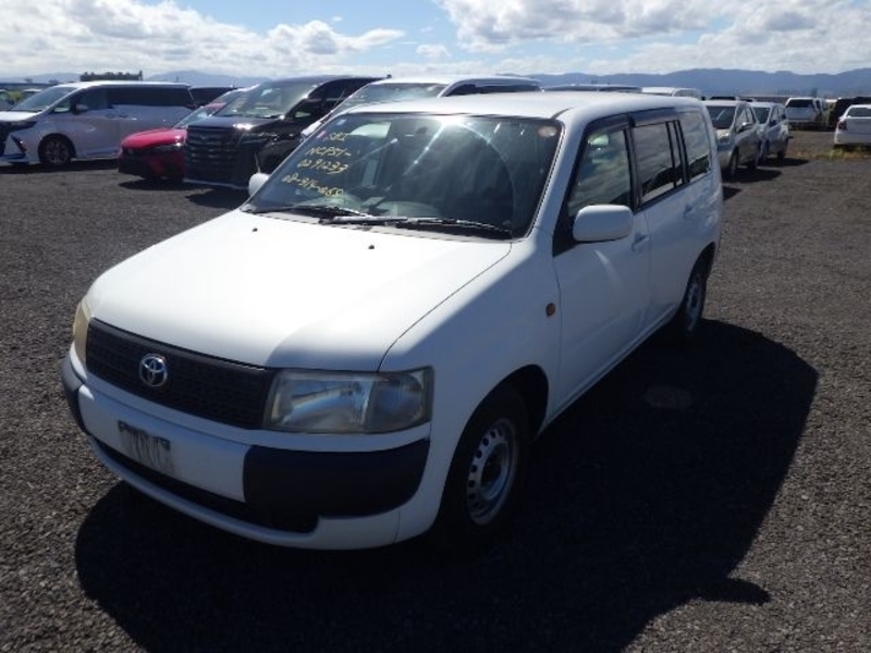 TOYOTA PROBOX VAN