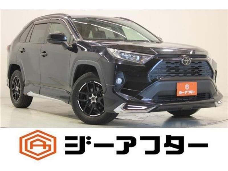 TOYOTA RAV4