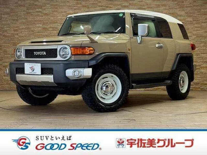 TOYOTA FJ CRUISER