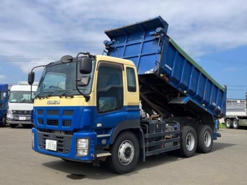 ISUZU GIGA